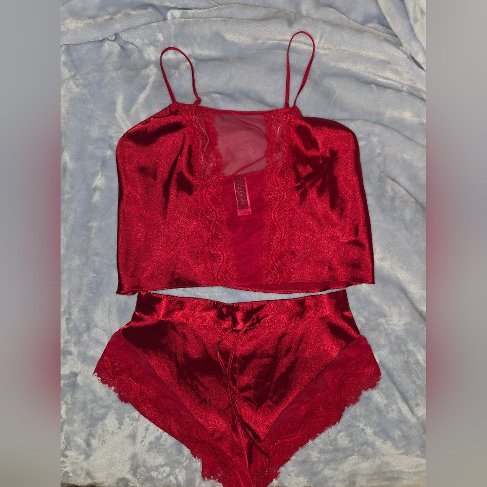 La SENZA Red Satin Lace Lounge Set
